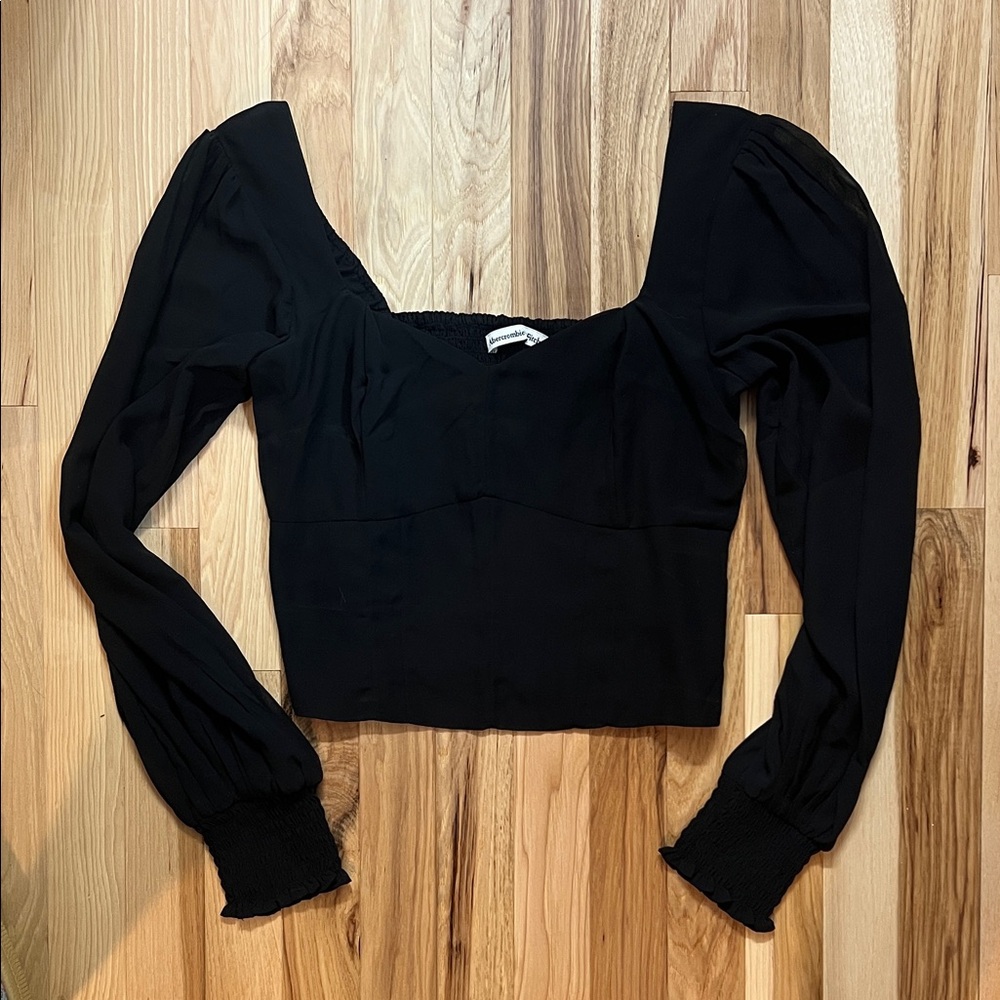 Abercrombie & Fitch Black Cropped Blouse